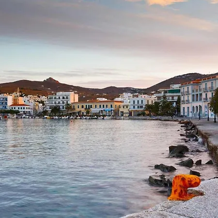 Gasthuis En Tino Basement 5 Tínos