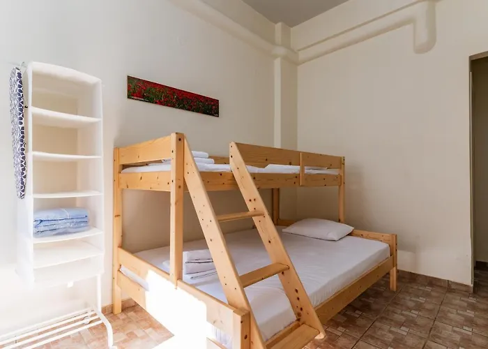 En Tino Basement 5 Gæstehus 3*